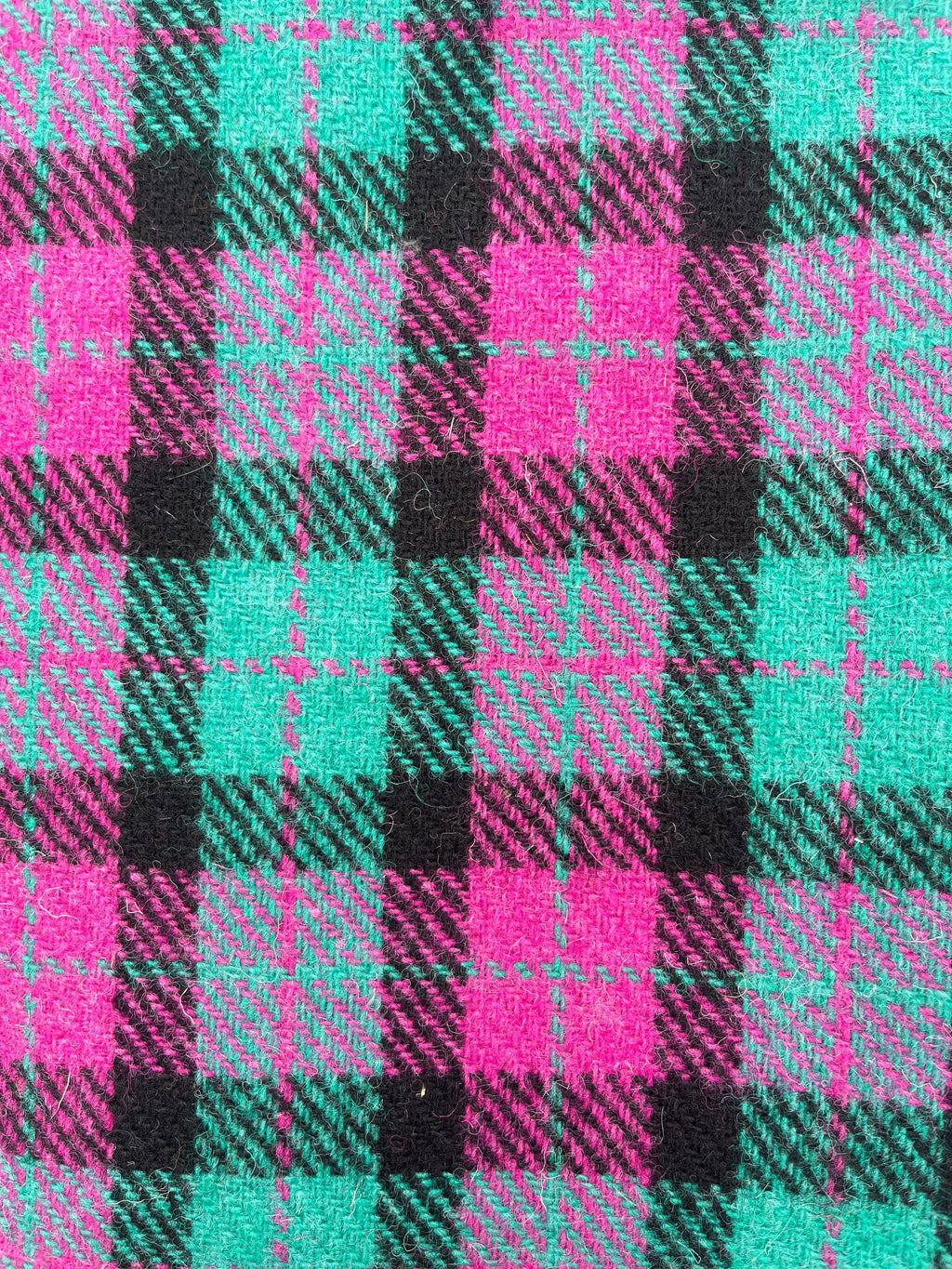 Harris Tweed Lead - Pinks / Purple Designs